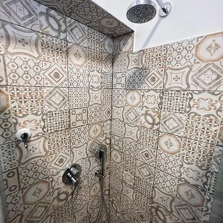Casale Dell'insugherata 2* Rome
