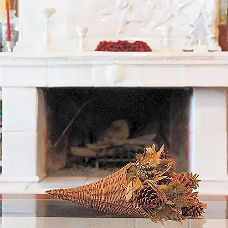 Casale Dell'insugherata Bed & Breakfast 4*