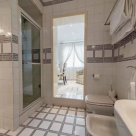 Casale Dell'insugherata 4*