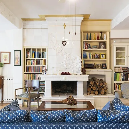 Casale Dell'insugherata Couette-café 2*