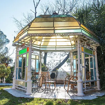 Casale Dell'insugherata 4*