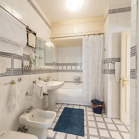 Casale Dell'insugherata Bed & Breakfast Roma