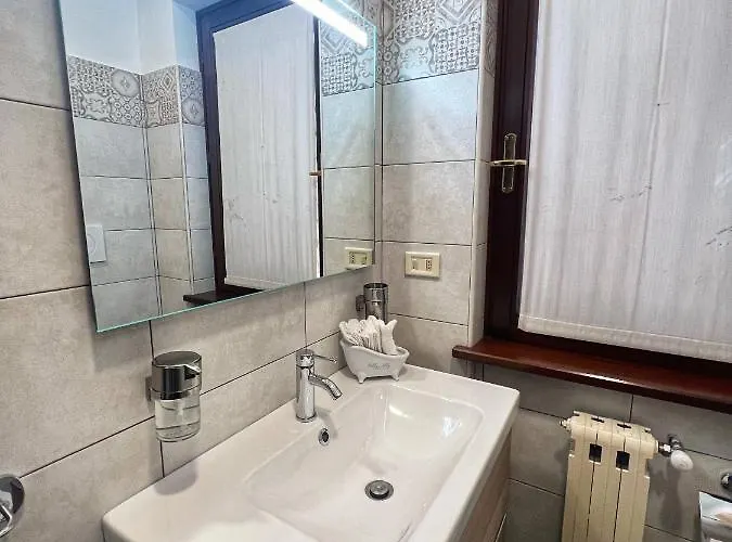 Casale Dell'insugherata 4*