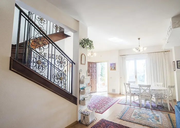 Casale Dell'insugherata 4* Rome